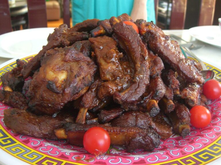 Costelinha com molho barbecue